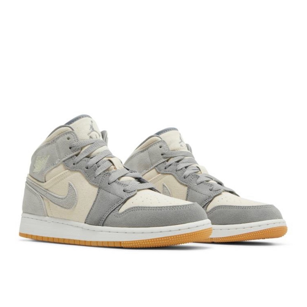 Air Jordan 1 mid SE ‘coconut milk particle grey’